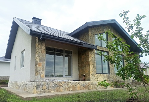 Плитняк златолит Уральский  для фасада купить в Истре