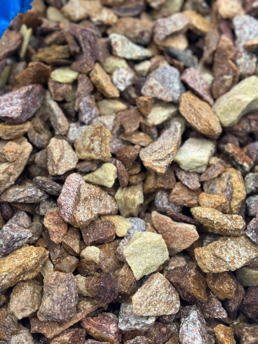 Златолит персиковый декоративная каменная крошка купить в Истре