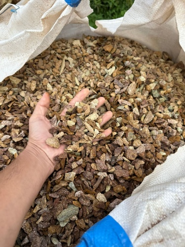 Златолит персиковый декоративная каменная крошка купить в Истре