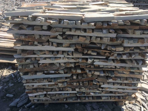 Горбушка златолит золотистый для облицовки купить в Истре