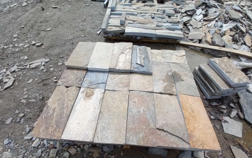 Плитка пилёная златолит Уральский для цоколя, отмостки купить в Истре