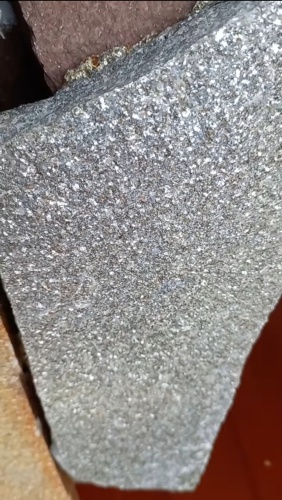 Плитняк златолит серебристый для цоколя, отмостки купить в Истре